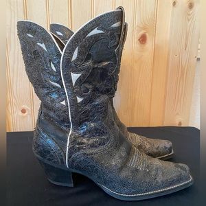 Woman’s Ariat Boots Size 10